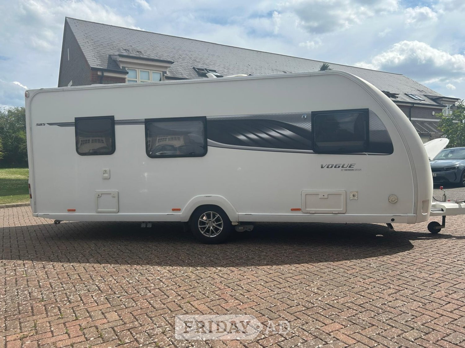 [ berth ]Swift Vogue 585 SR