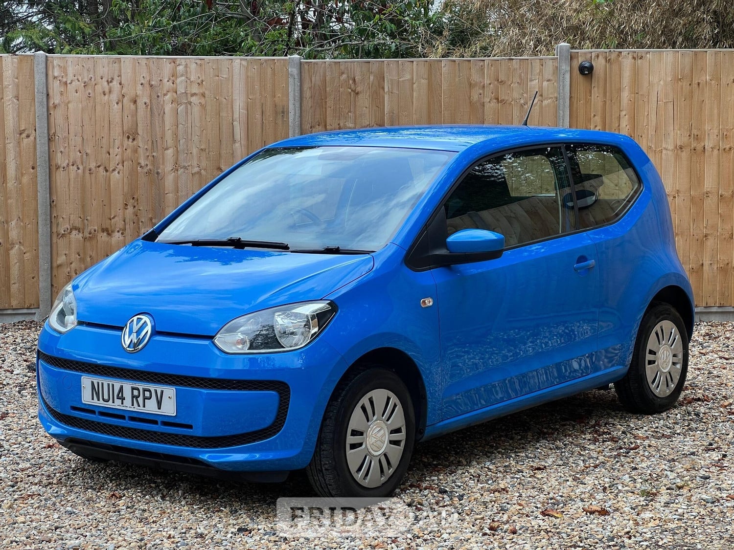 Volkswagen UP! 2014 - Cars