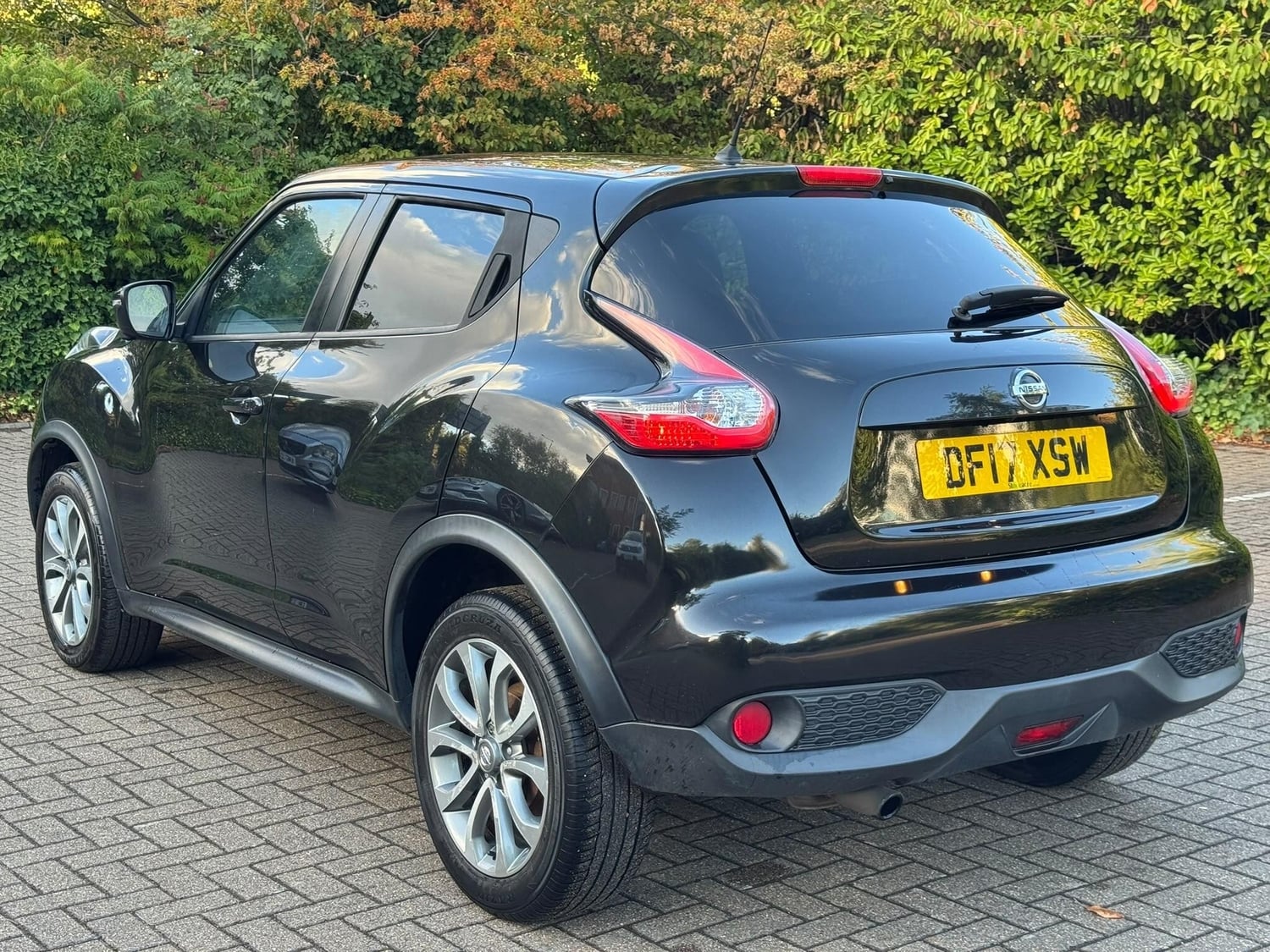 Nissan Juke 2017 - Cars in Hillingdon