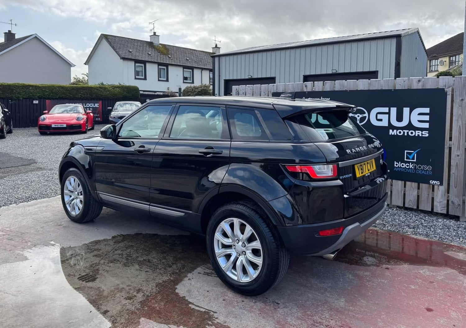 [ berth ]Land Rover Range Rover Evoque