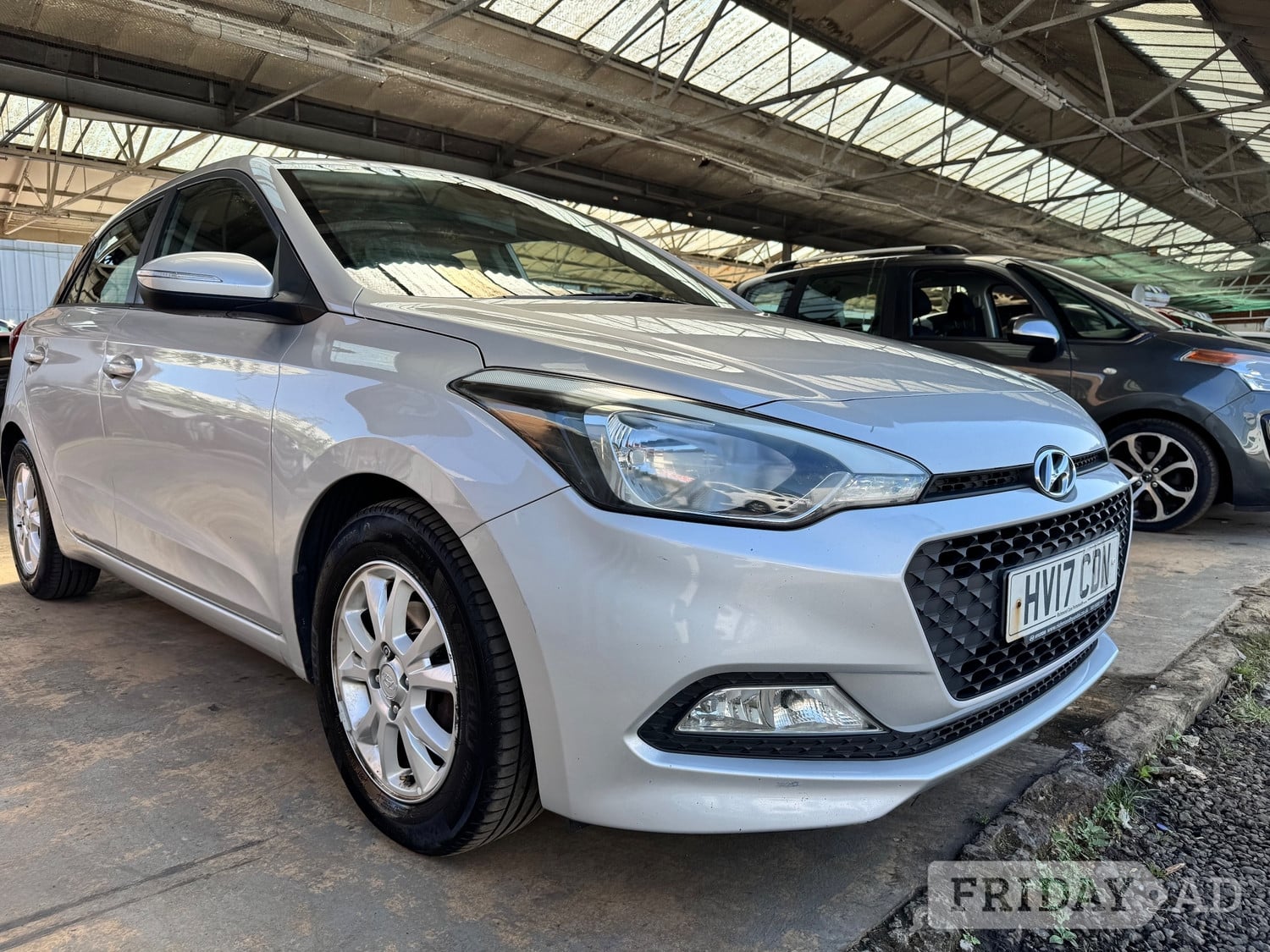 Hyundai i20 2017 in West Molesey
