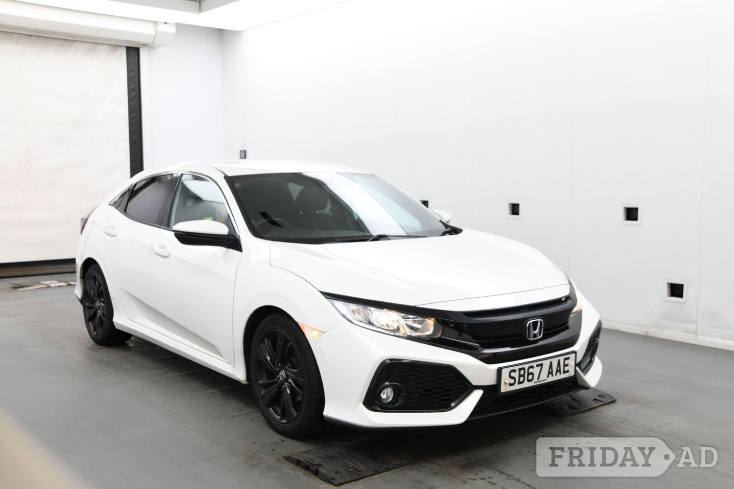 Honda Civic 2017 in Uxbridge