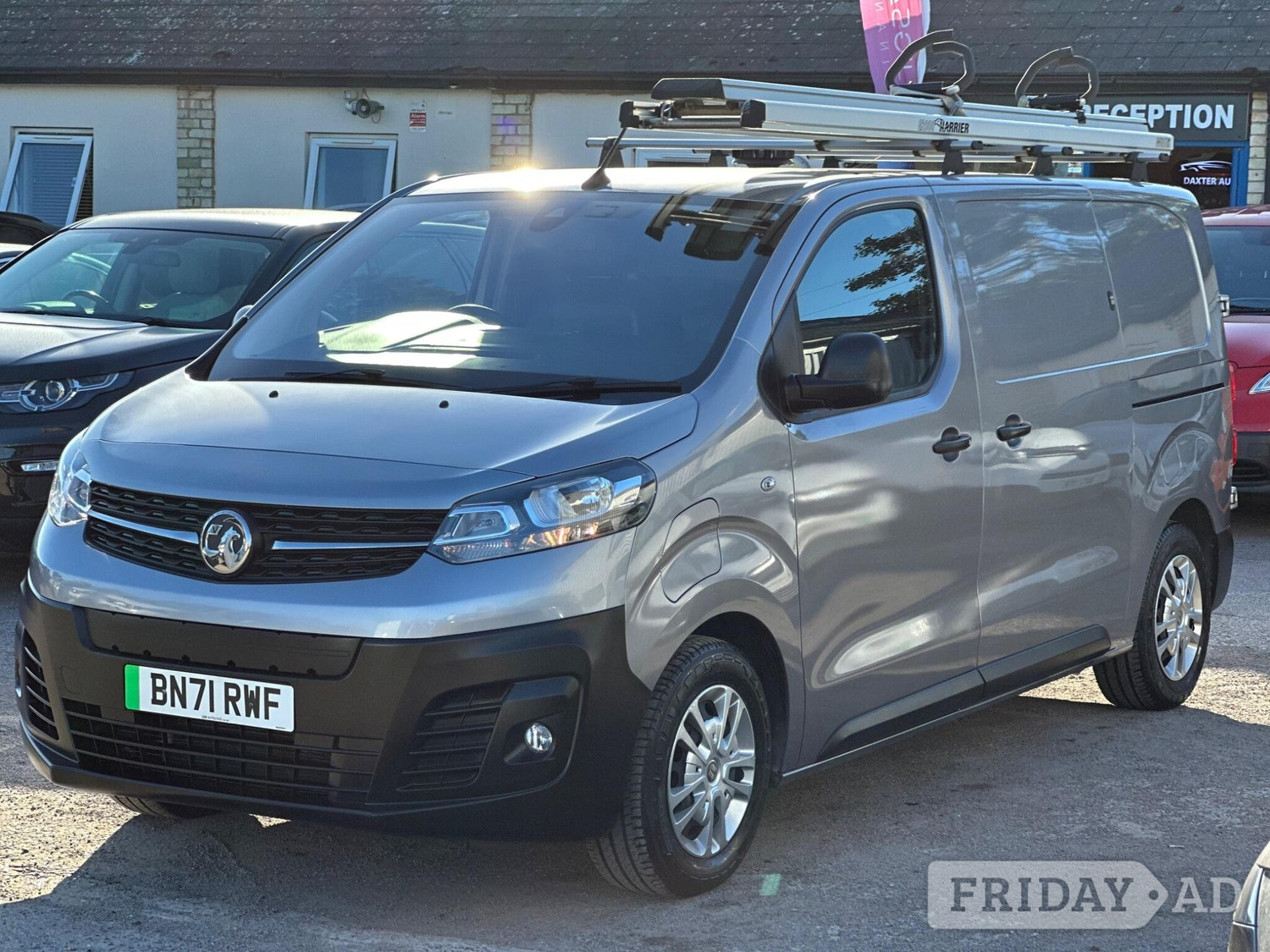[ berth ]Vauxhall Vivaro