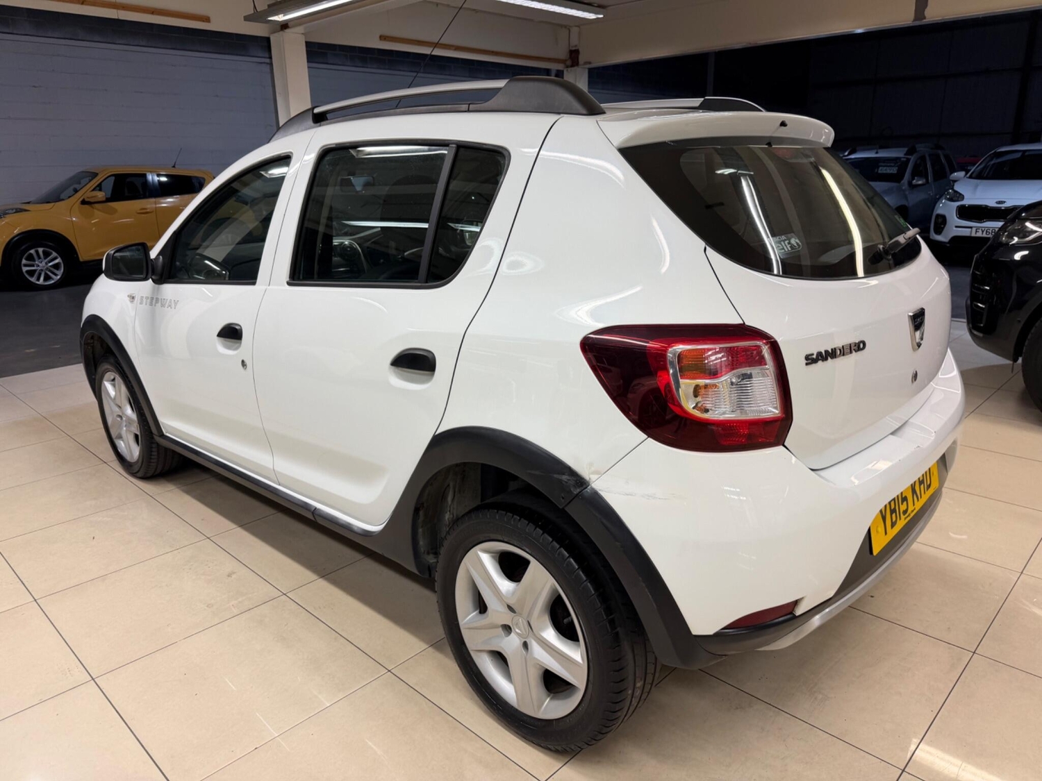 Dacia Sandero Stepway 2015 - Cars