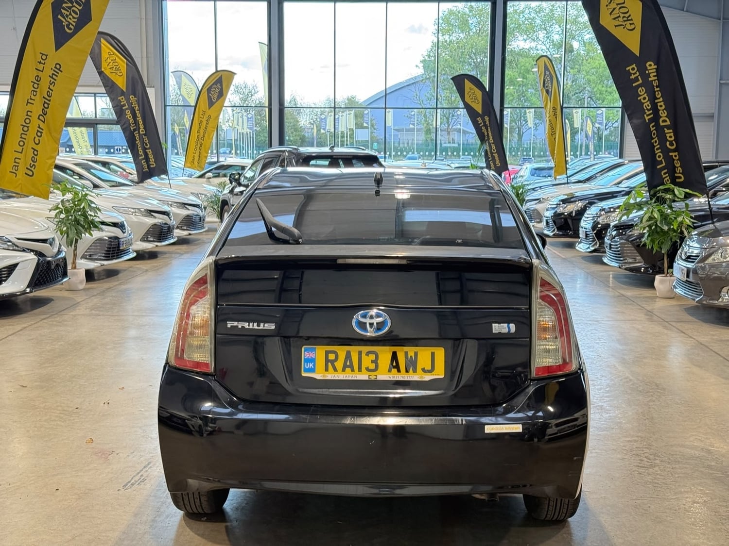 Toyota Prius 2013 - Cars in Reading