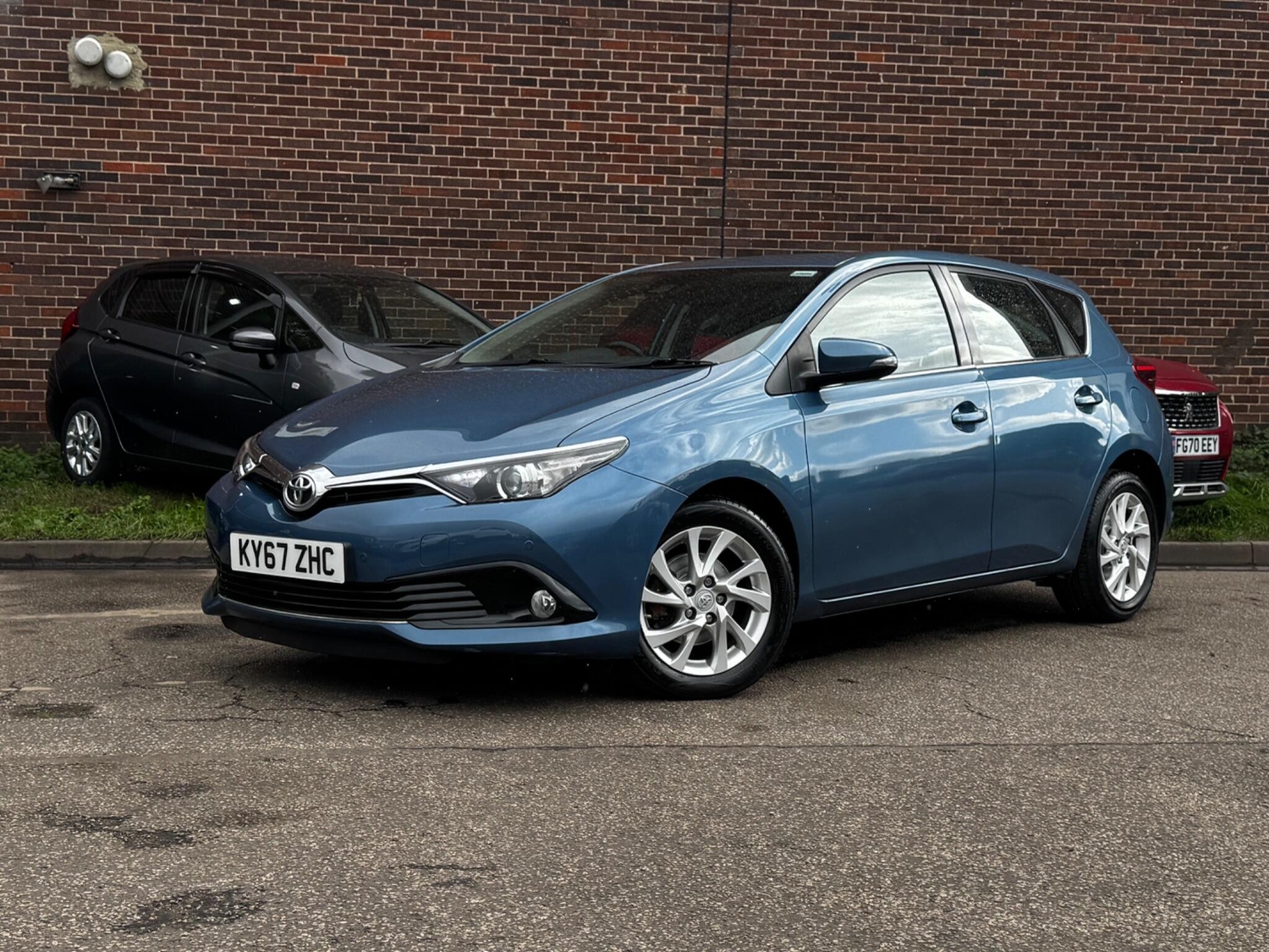 Toyota Auris Leeds