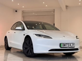 Tesla Model 3 2024