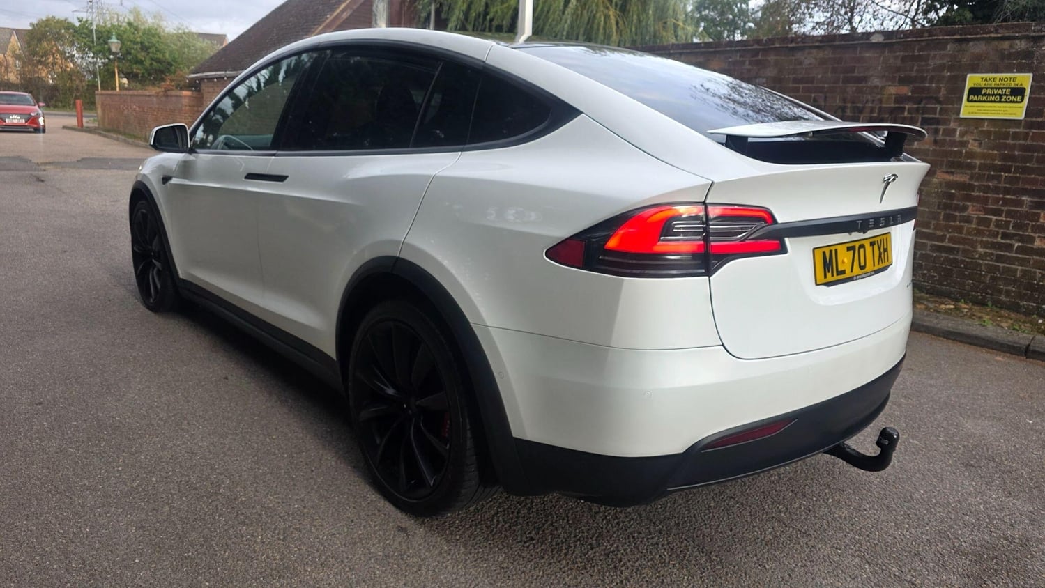 Tesla Model X Leighton Buzzard