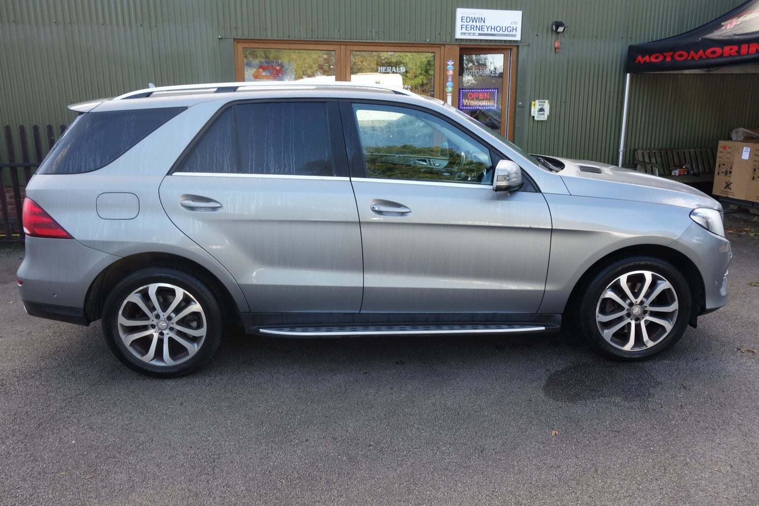 [ berth ]Mercedes-Benz GLE