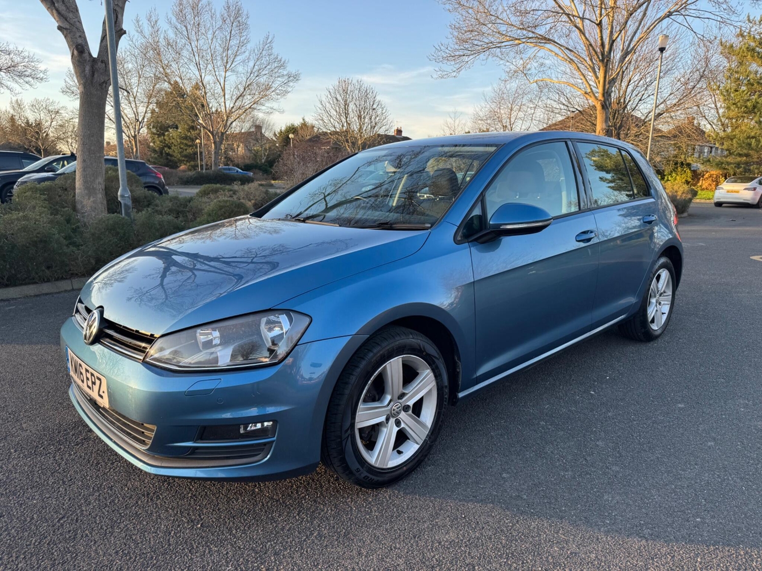 [ berth ]Volkswagen Golf