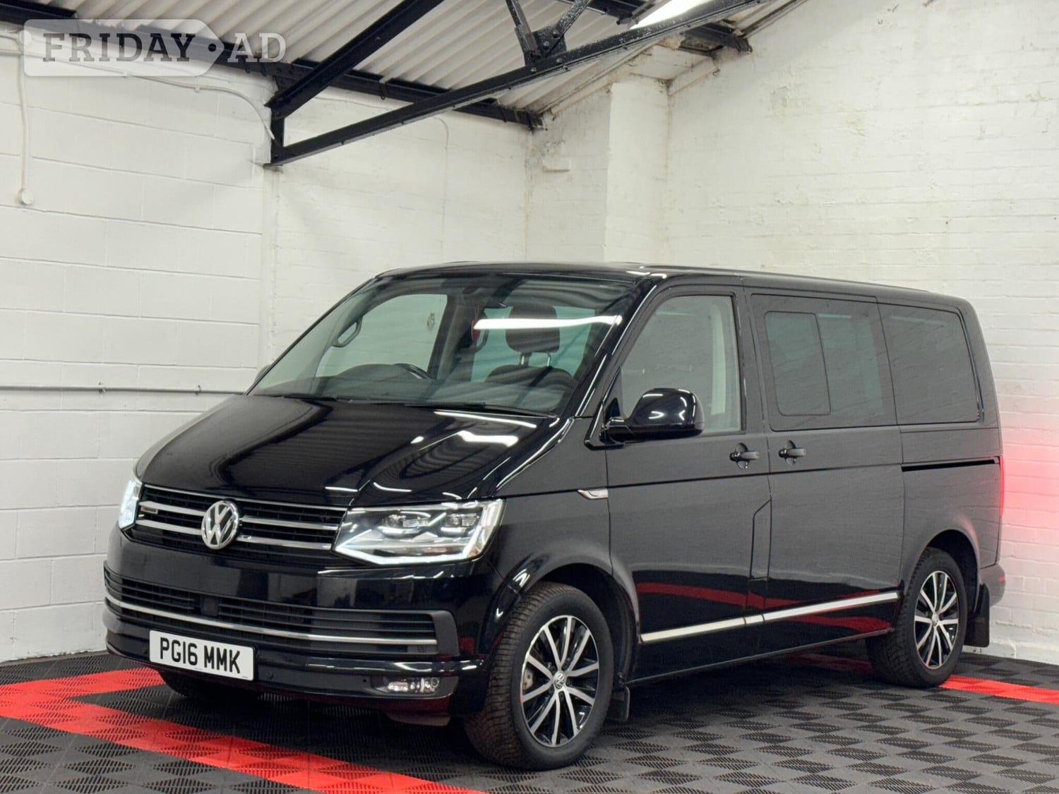 Volkswagen Caravelle 2016 - Cars