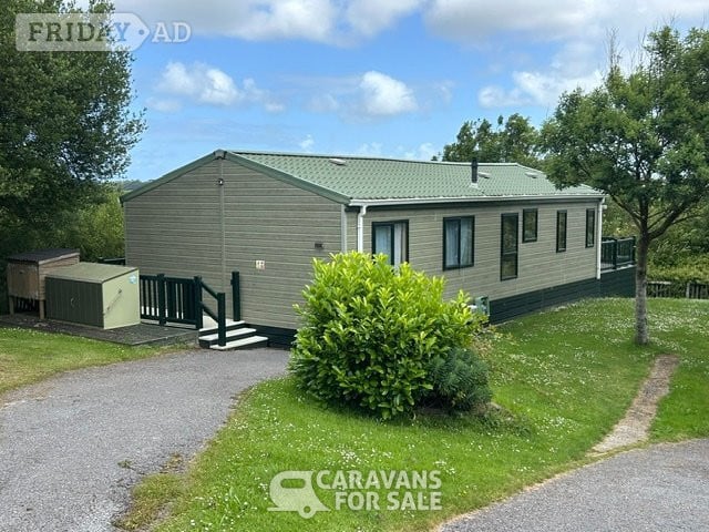 Stunning Willerby Boston Lodge on Premium Plot in Newquay
