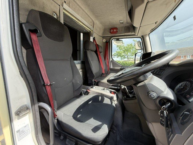 Winterbourne  DAF LF Horsebox - Trailers & Horseboxes in Banbury