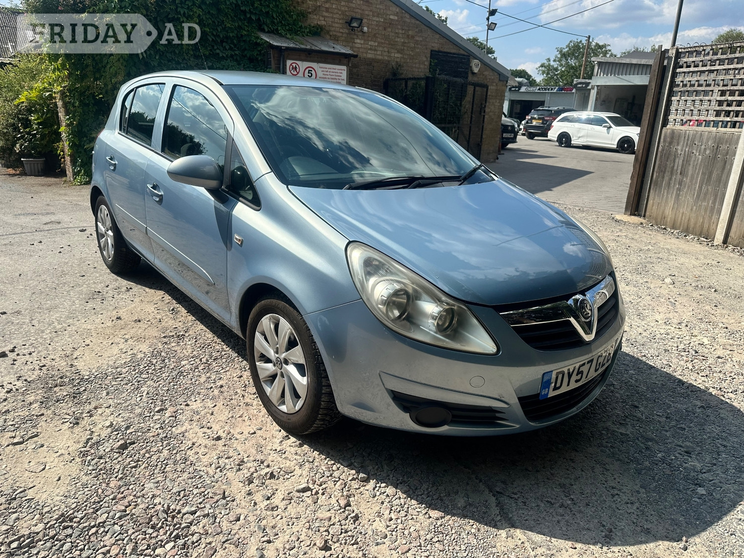 Vauxhall Corsa 2007 in Slough