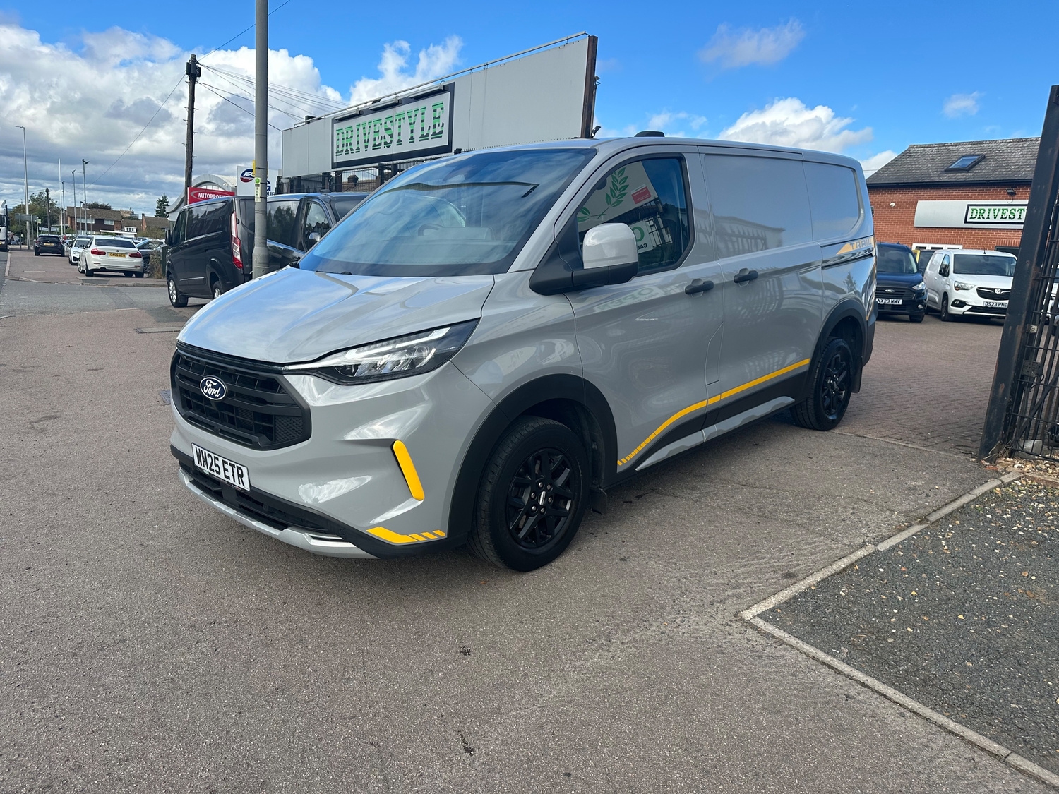 Ford Transit Custom 2025 - Vans & Commercial Vehicles in Dunstable