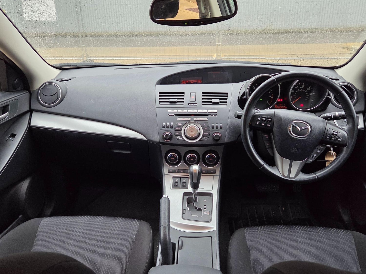 Mazda 3 2009 - Cars in Slough