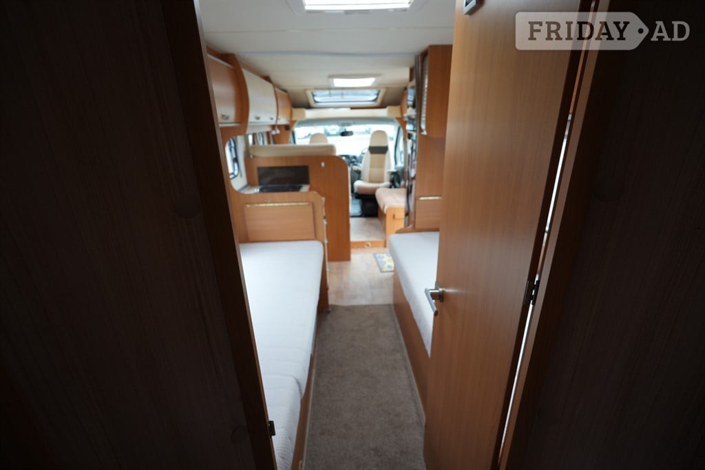 [3 berth ]Burstner Nexxo T720