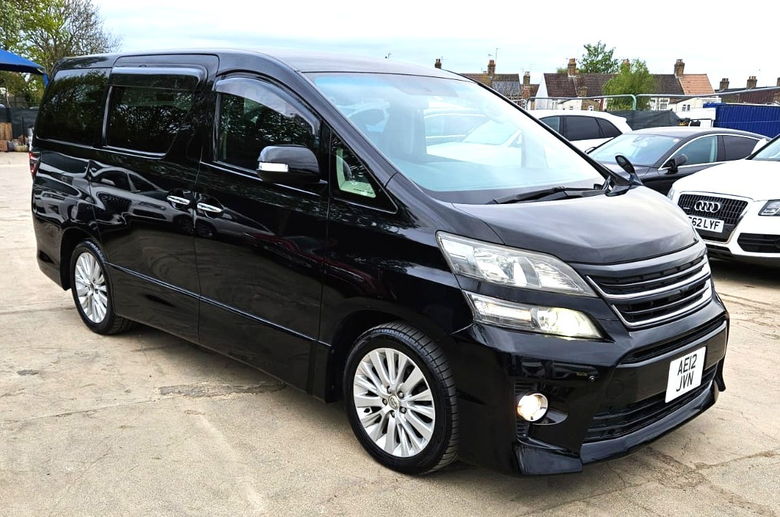 Toyota Vellfire March