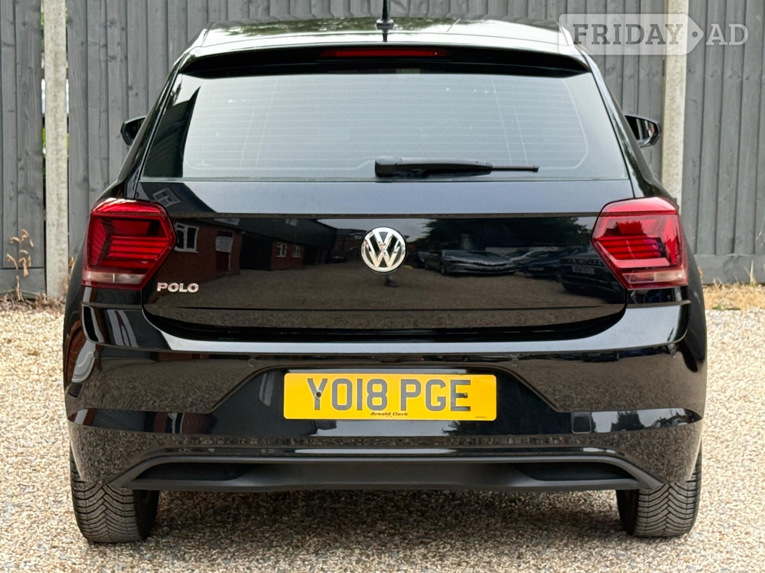 Volkswagen Polo 2018 - Cars in Crowthorne