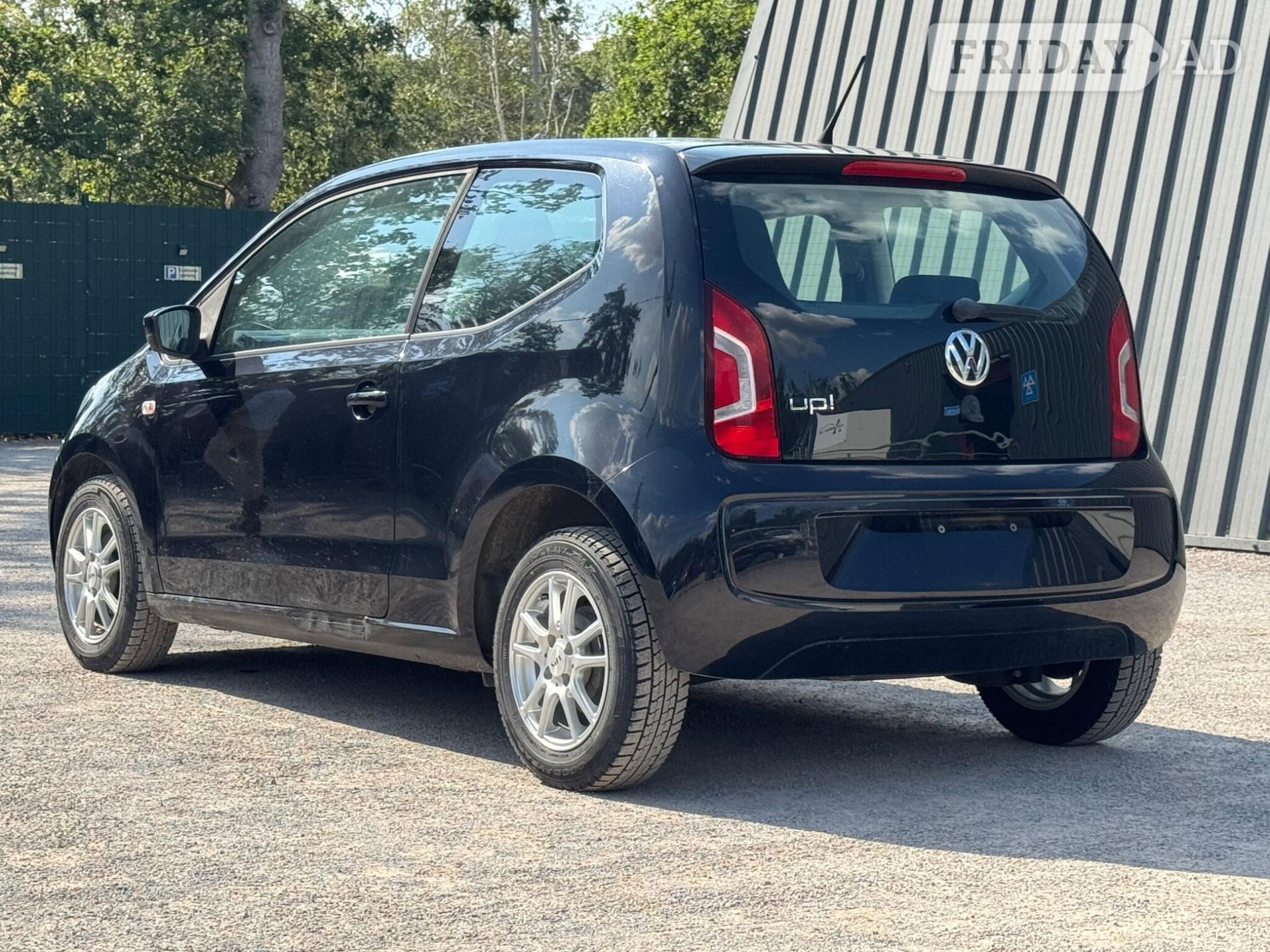 Volkswagen UP! 2015 - Cars in Farnham