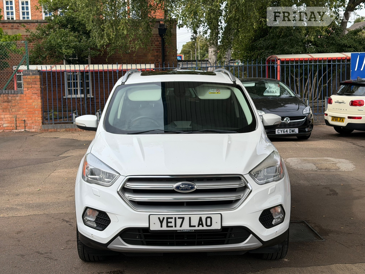 Ford Kuga 2017 - Cars in Leicester