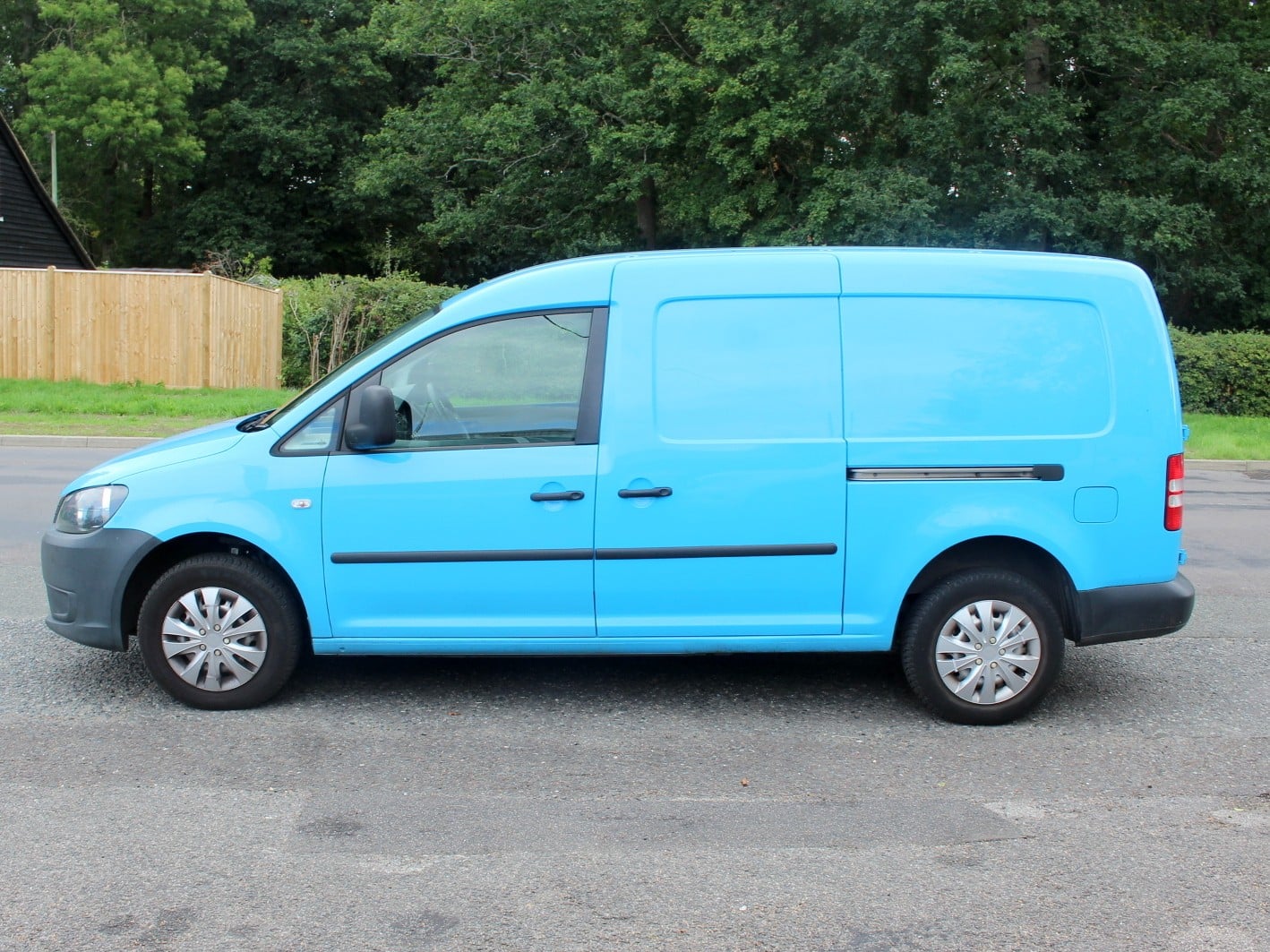 [ berth ]Volkswagen Caddy Maxi