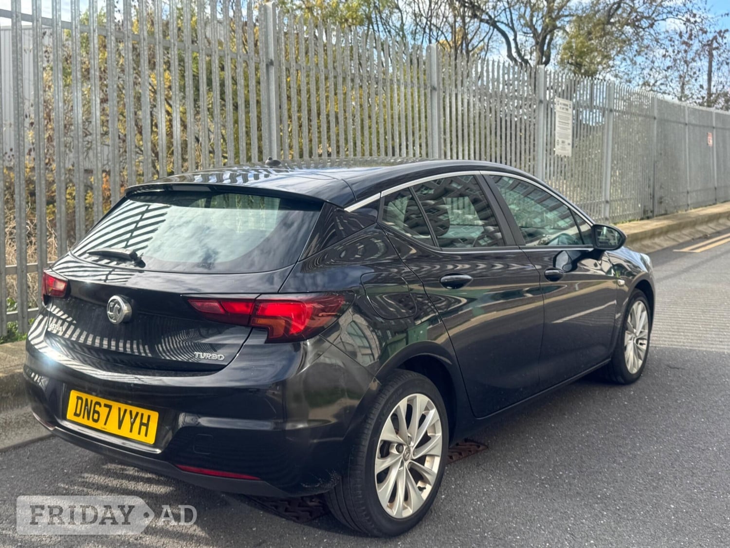 Vauxhall Astra 2017 - Cars