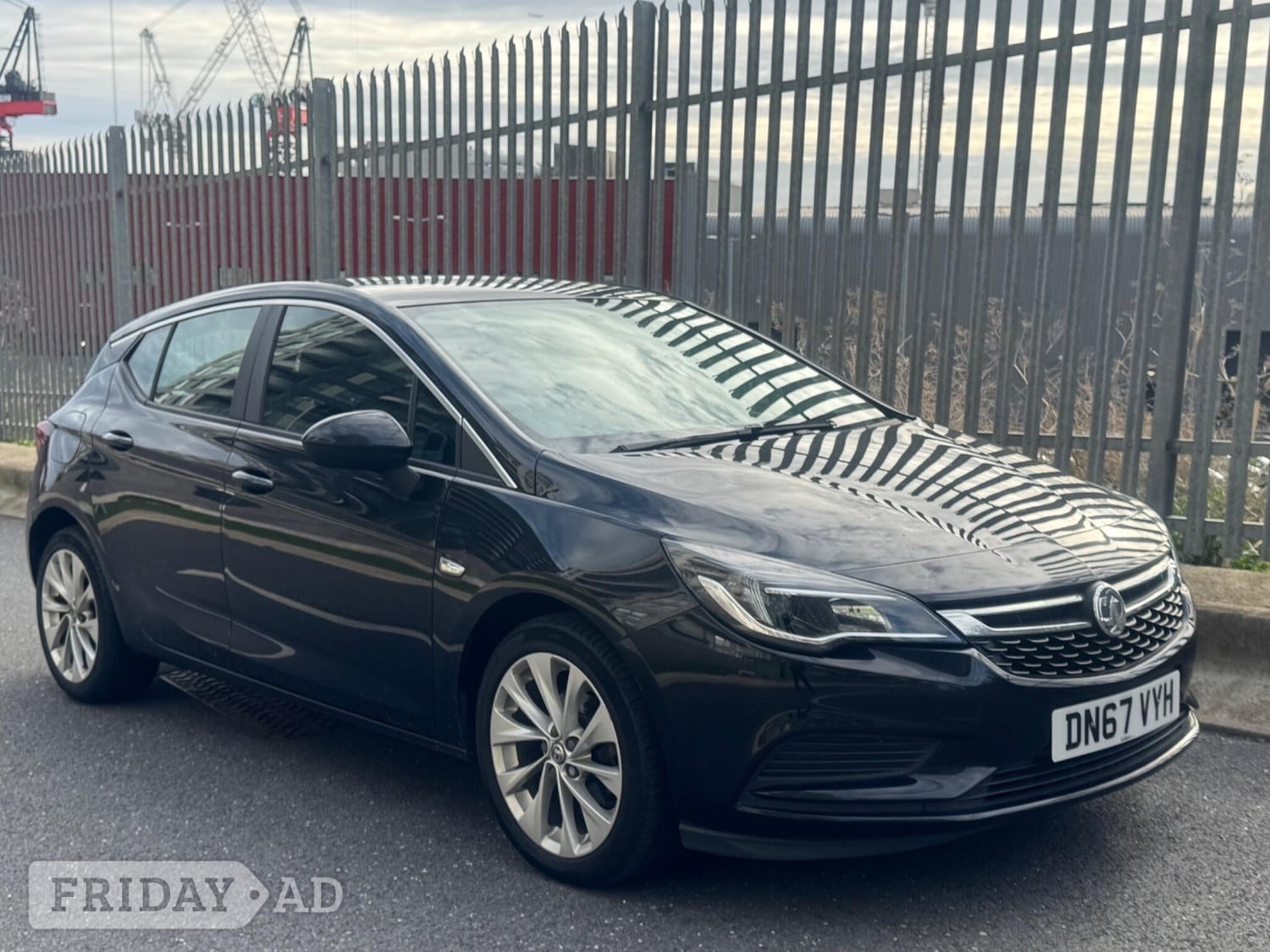 Vauxhall Astra 2017 in Willesden