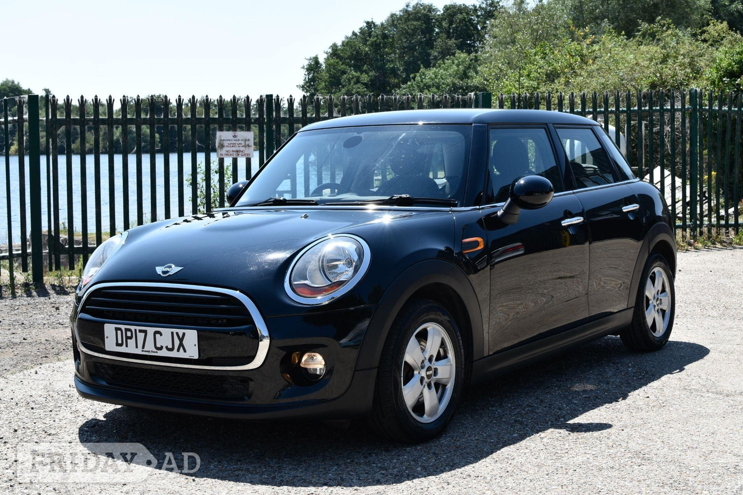 Mini Hatch 2017 - Cars