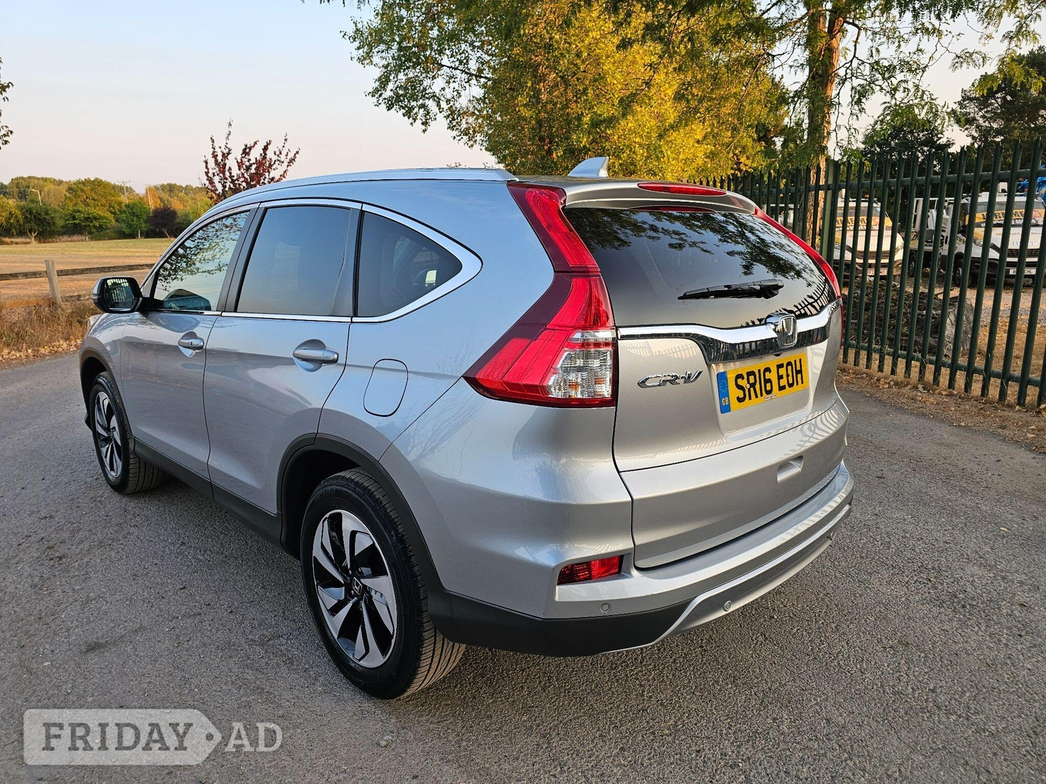 Honda CR-V 2016 - Cars in Reading