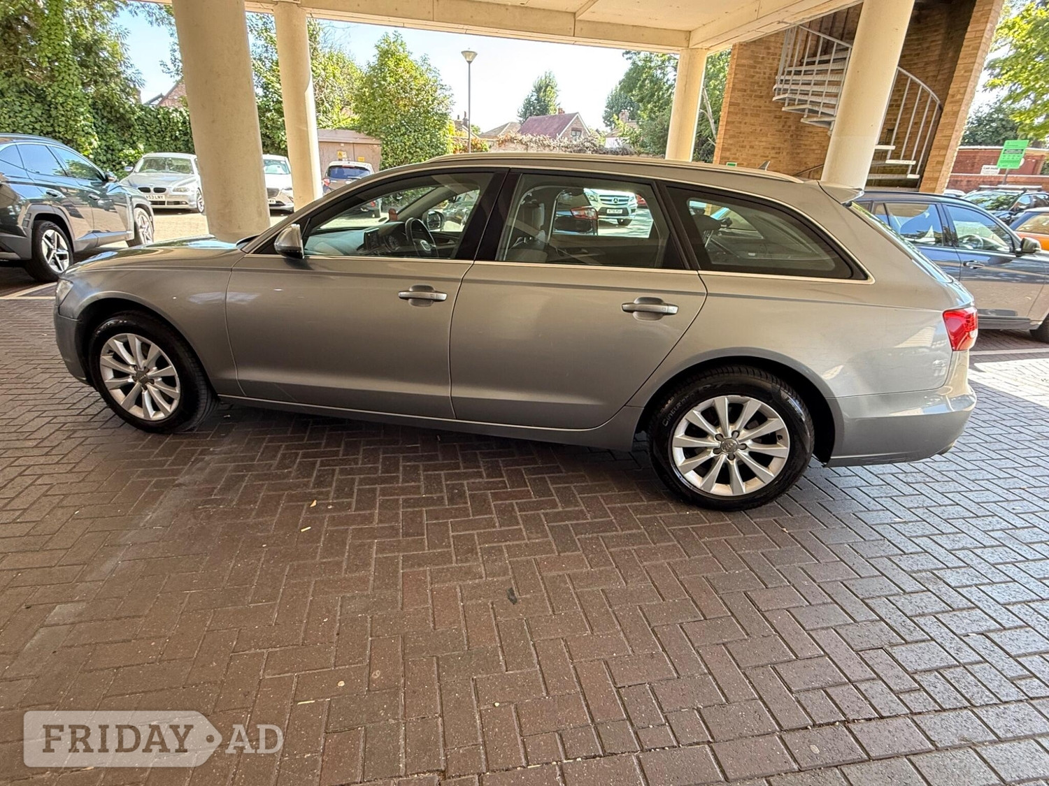 Audi A6 Avant 2014 - Cars in Staines