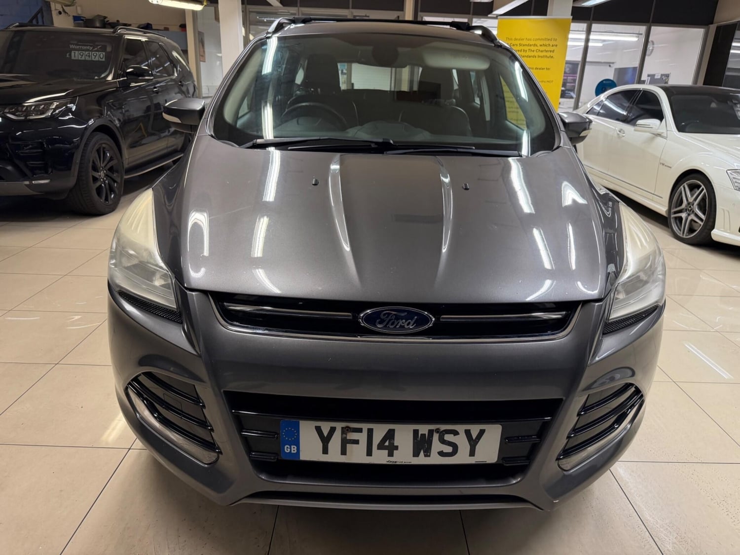 [ berth ]Ford Kuga