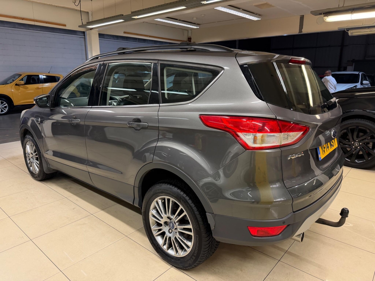 Ford Kuga 2014 - Cars