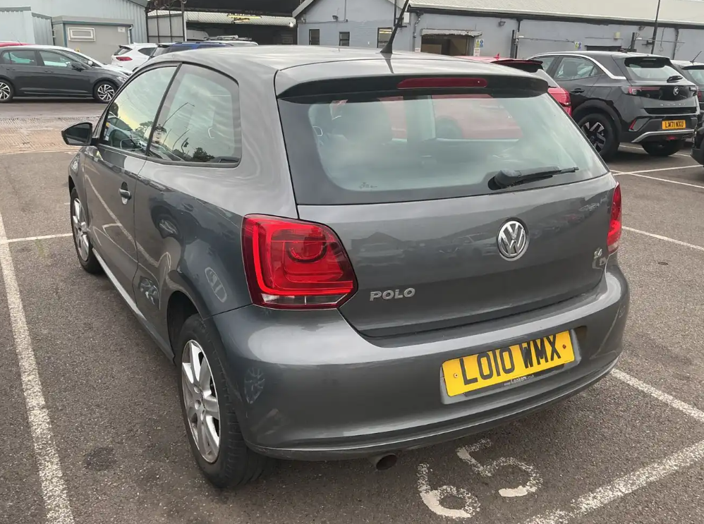 Volkswagen Polo 2010 - Cars in Harrow