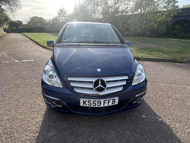 [ berth ]Mercedes-Benz B Class