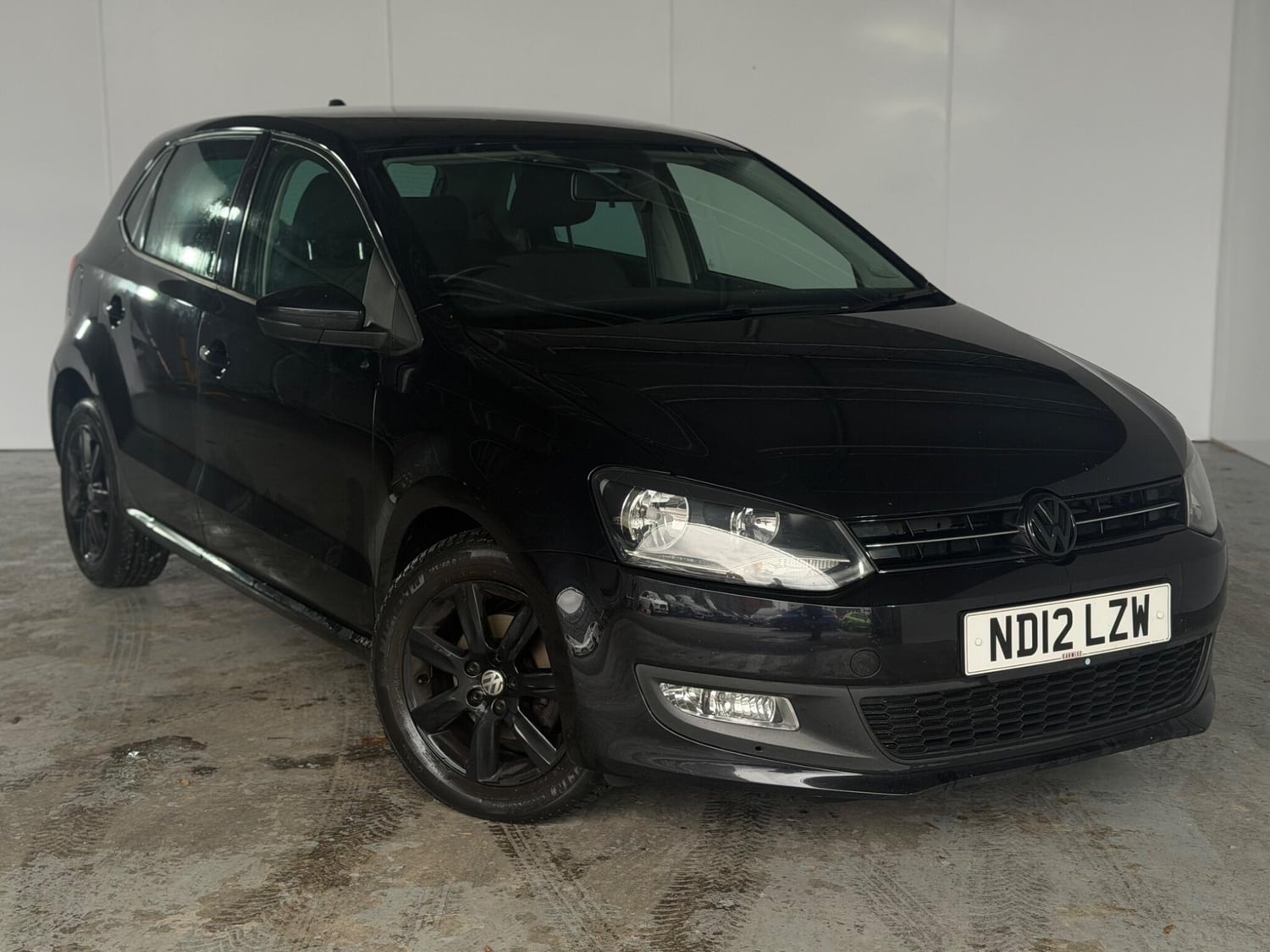 Volkswagen Polo 2012 - Cars