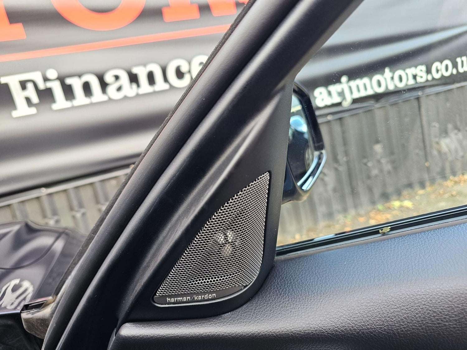 [ berth ]BMW 3 Series