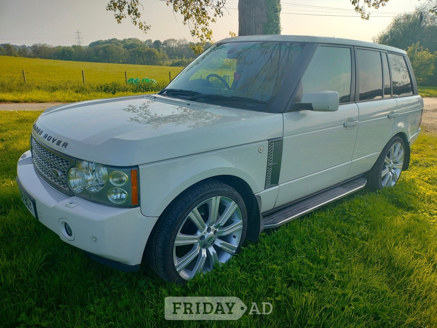 [ berth ]Land Rover Range Rover