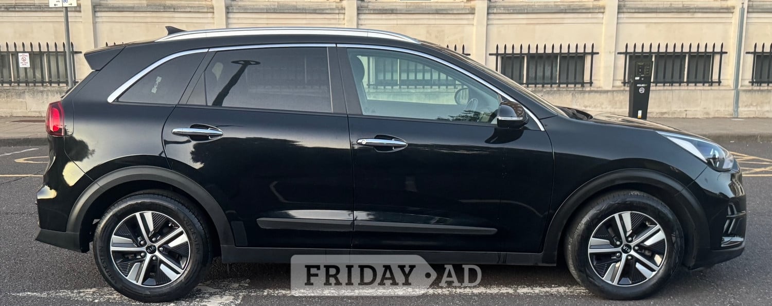Kia Niro 2020 - Cars in Barking