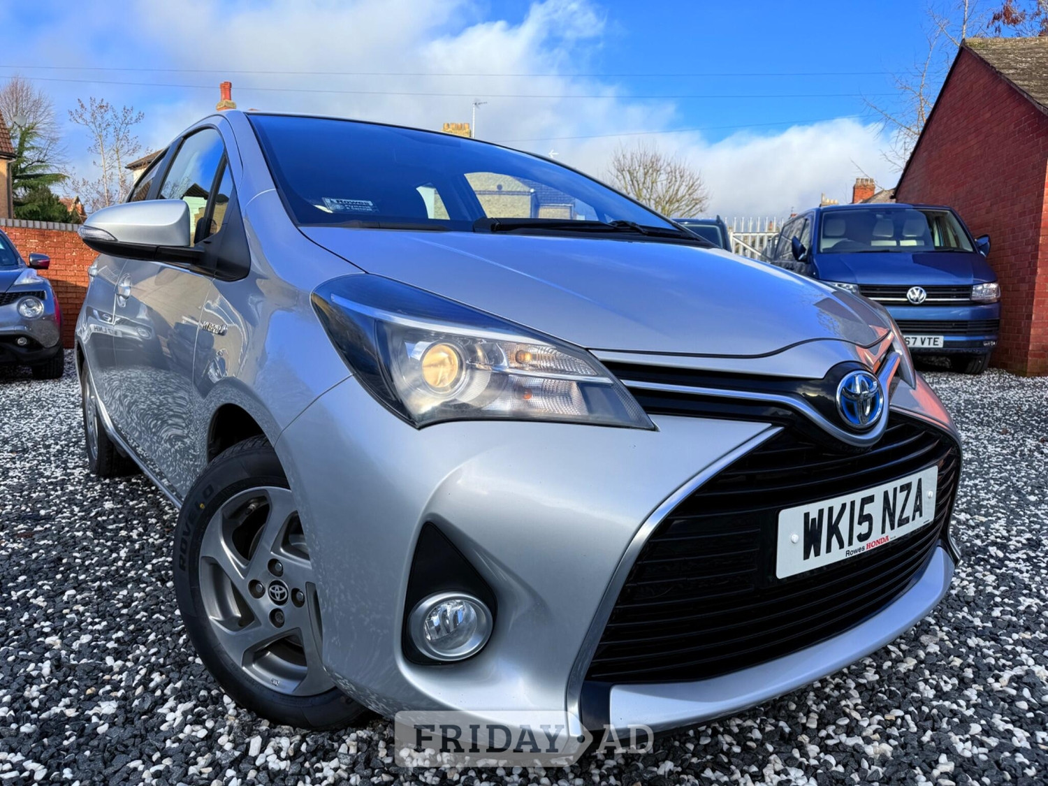 Toyota Yaris 2015 - Cars in Bedford