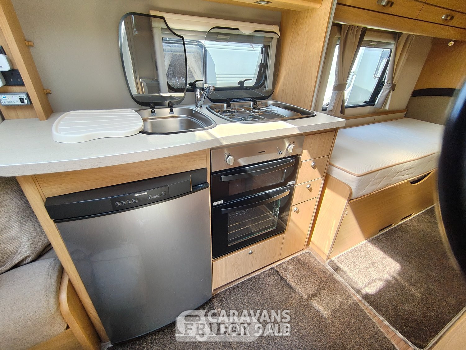 Compass Omega 574 2014 - Motorhomes & Caravans