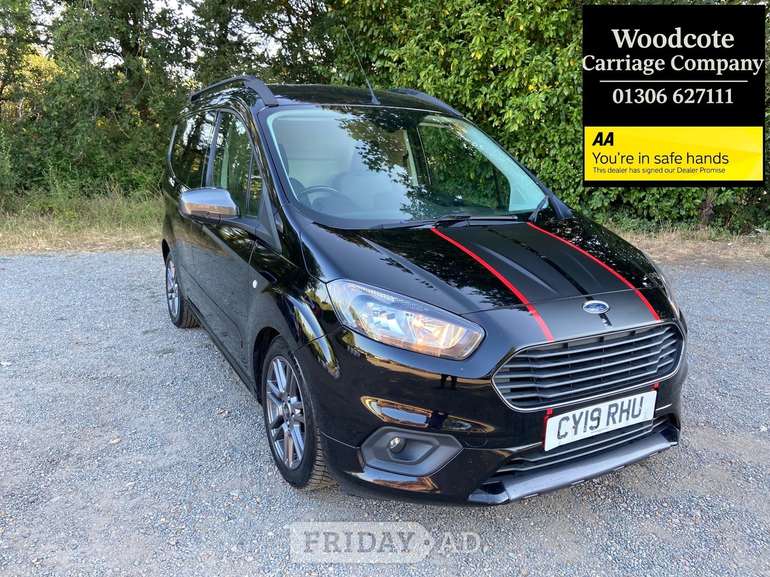 Ford Transit Courier 2019 in Dorking