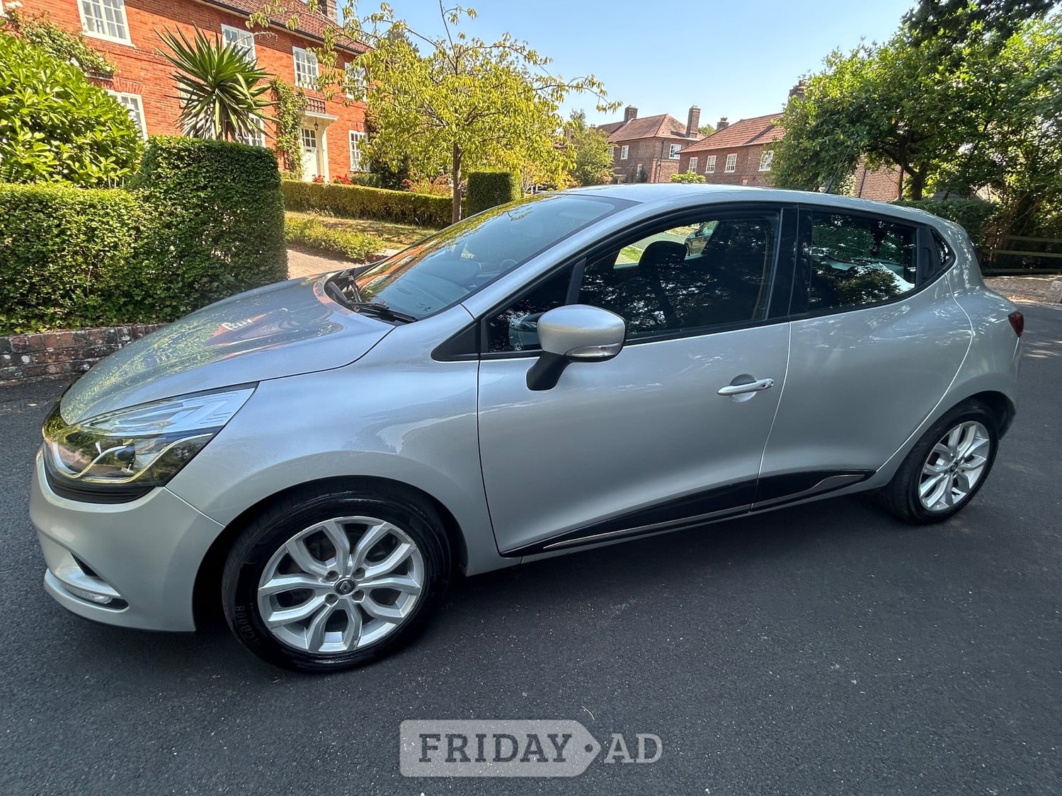 Renault Clio 2018 - Cars in Southampton