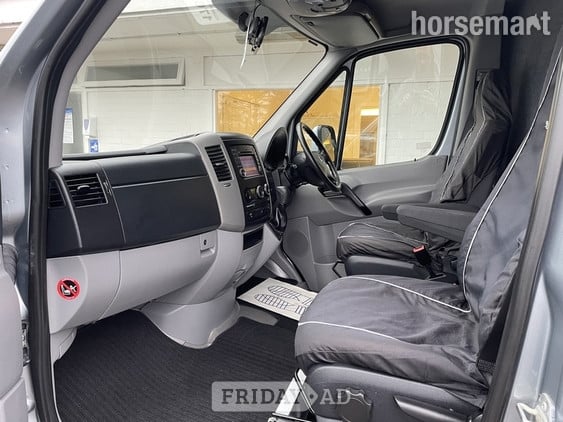 [ berth ]Equicruiser 
