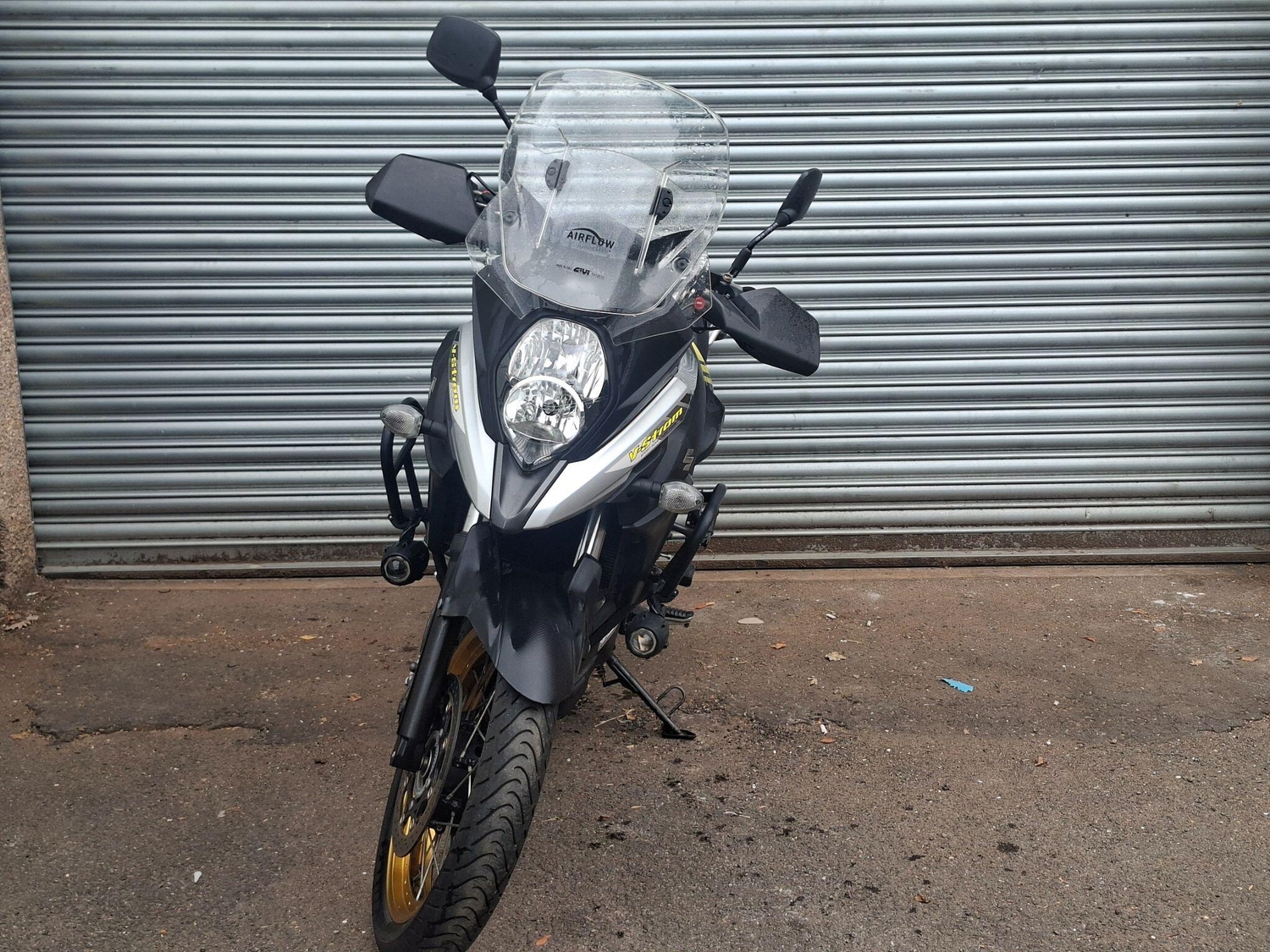 [ berth ]Suzuki V-Strom 650