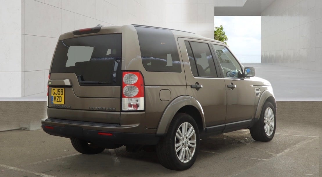 [ berth ]Land Rover Discovery 4