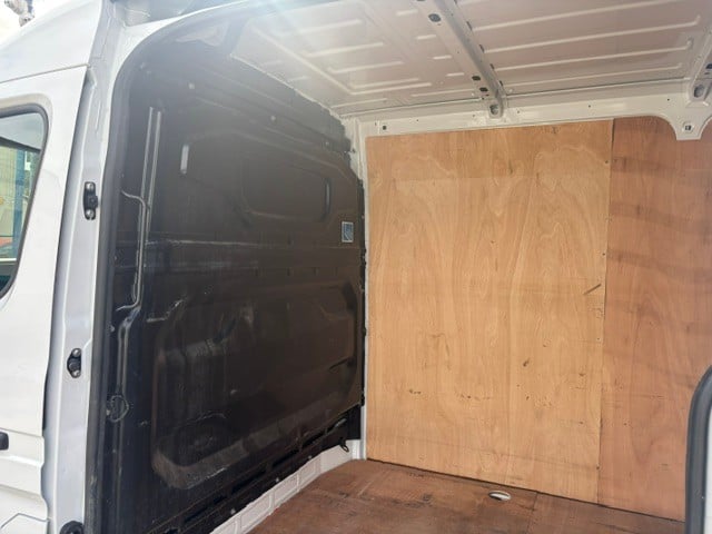 Renault Master 2025 - Vans & Commercial Vehicles