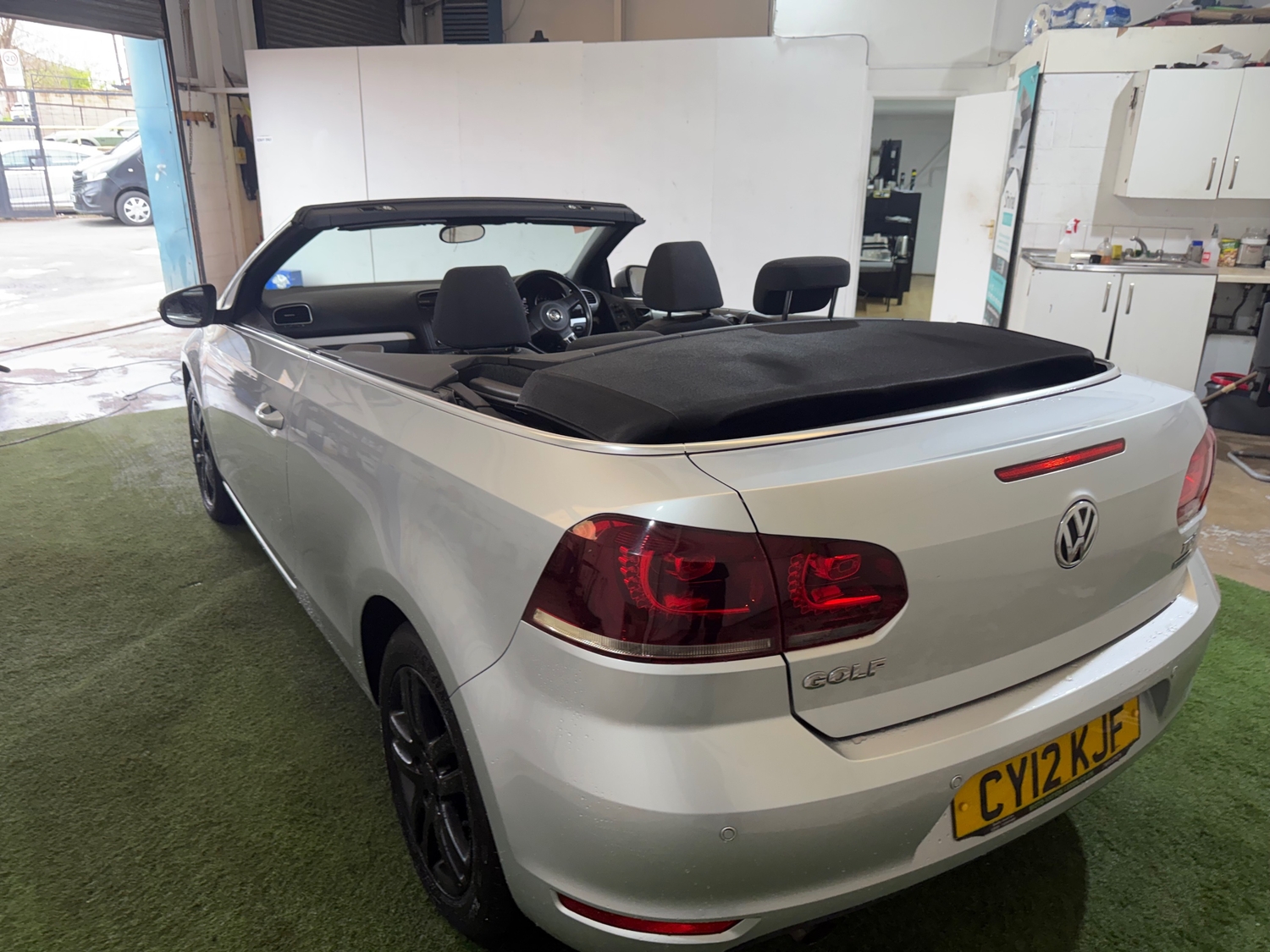 Volkswagen Golf 2012 - Cars in Dewsbury