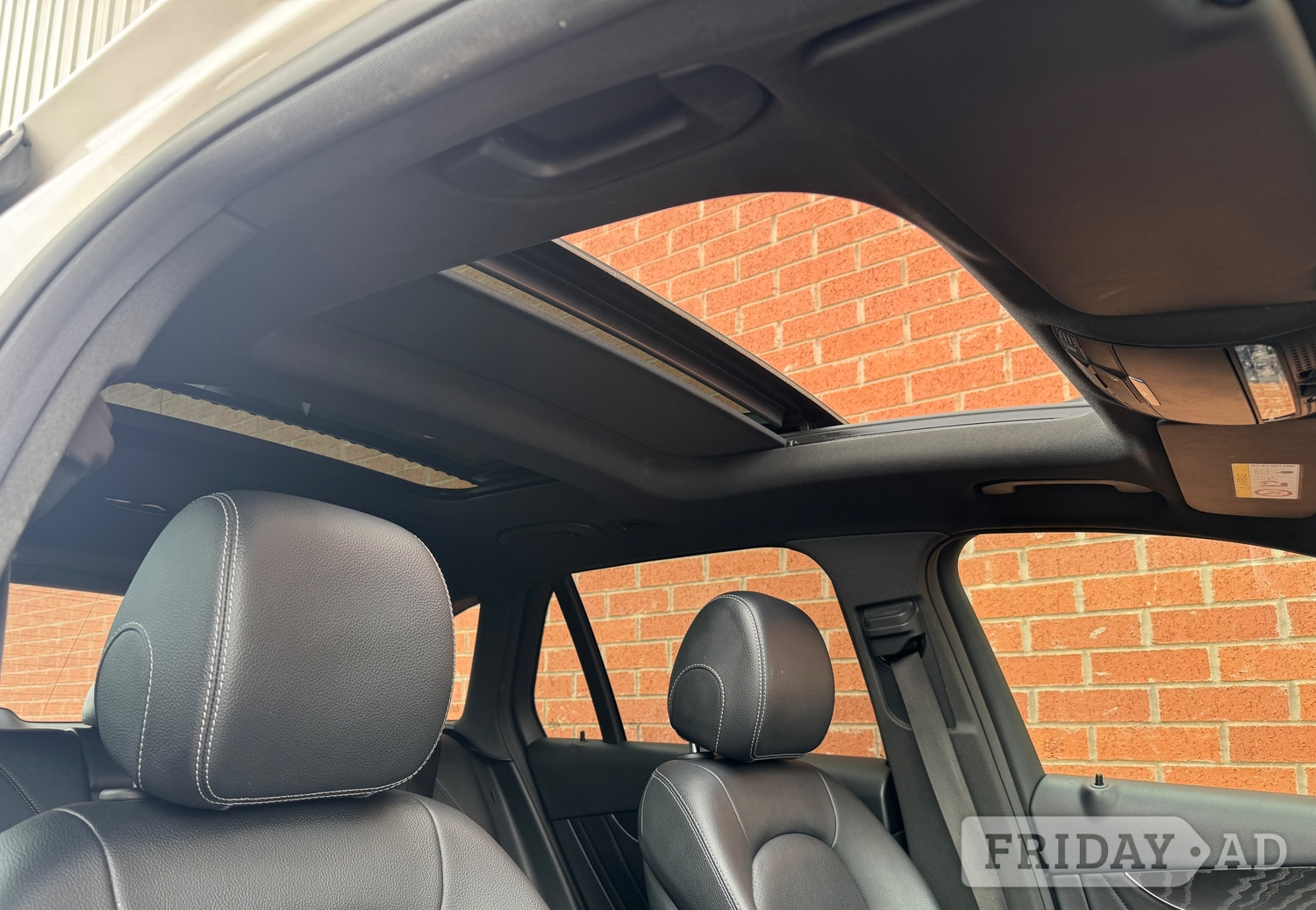 [ berth ]Mercedes-Benz GLC