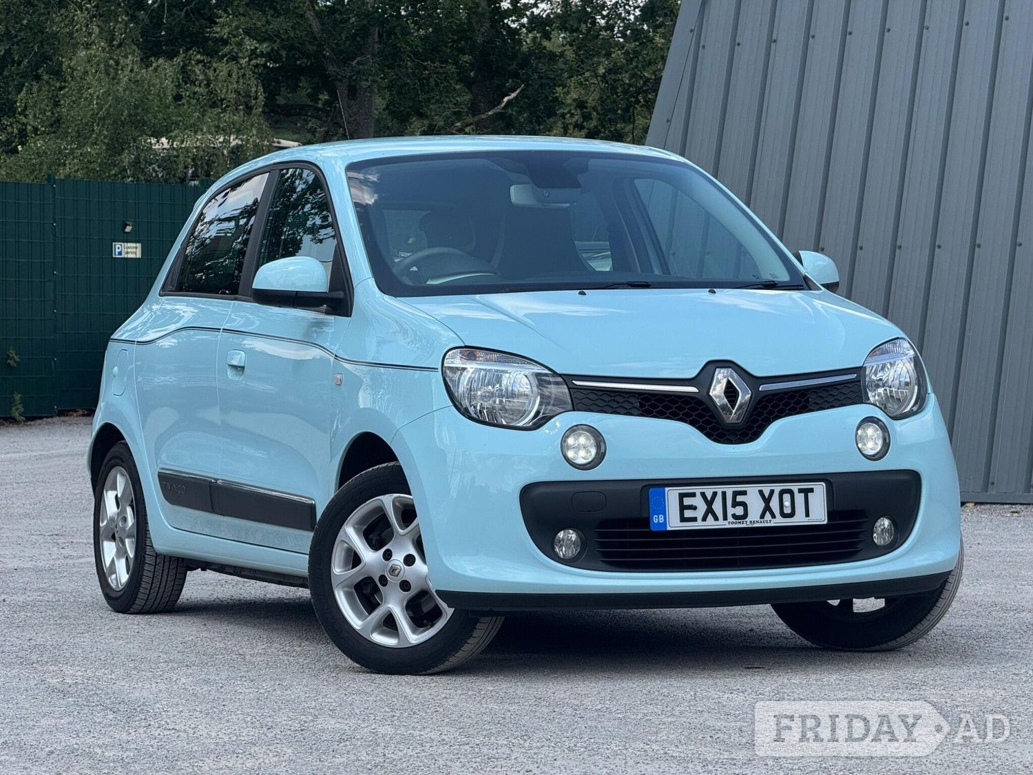 Renault Twingo 2015 in Farnham